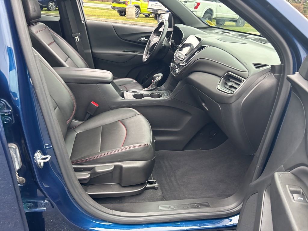 Used 2022 Chevrolet Equinox RS w/ RS Leather Package AWD/4WD image 33