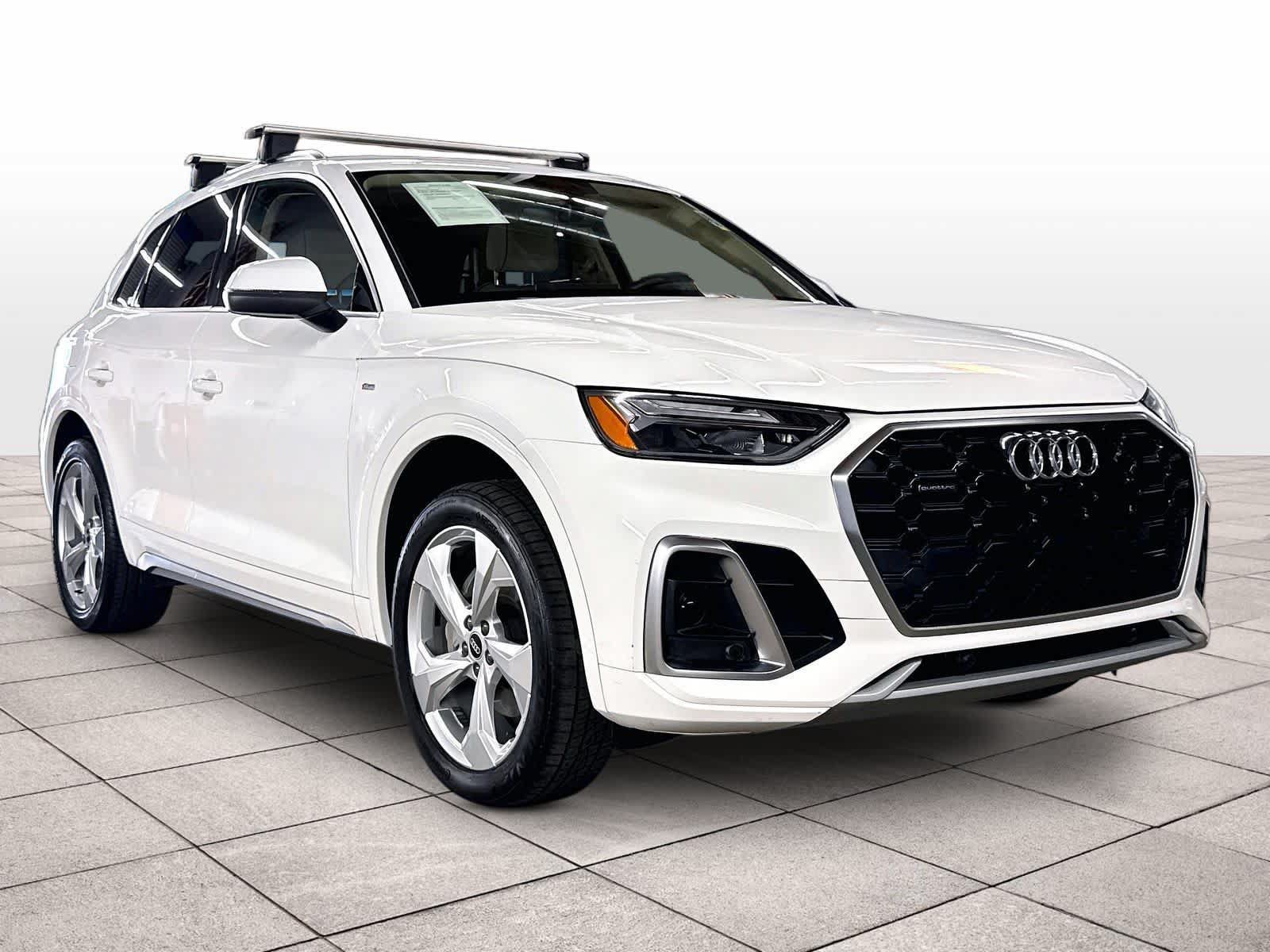 Used 2023 Audi Q5 2.0T Premium Plus w/ Premium Plus Package AWD/4WD image 2
