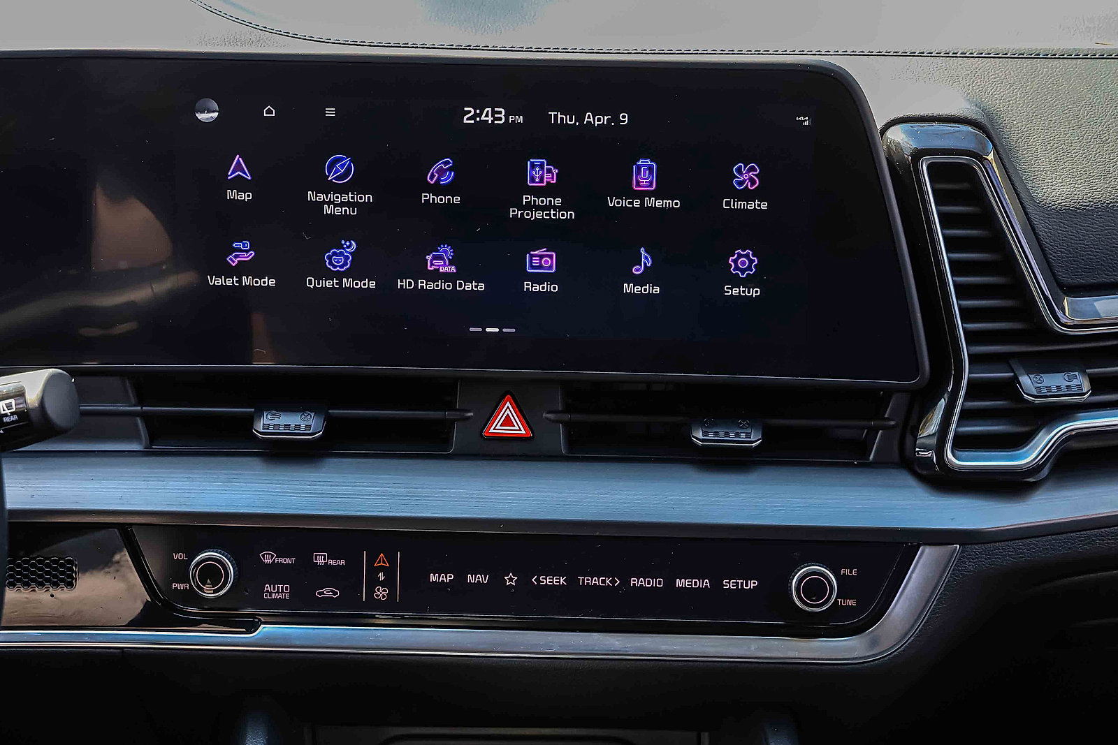 Certified 2024 Kia Sportage EX image 12