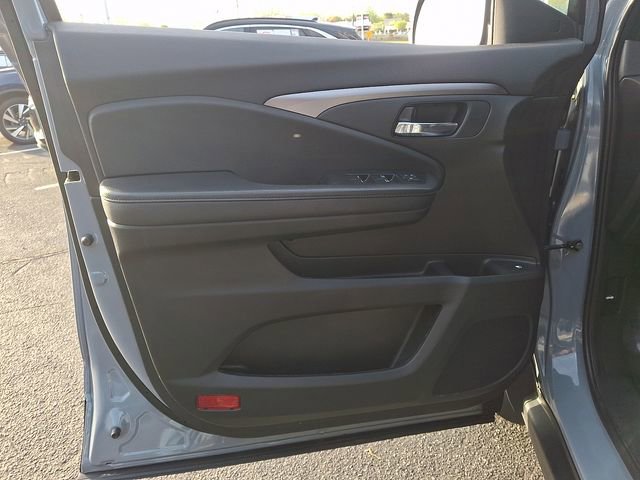 Used 2022 Honda Pilot Sport image 12