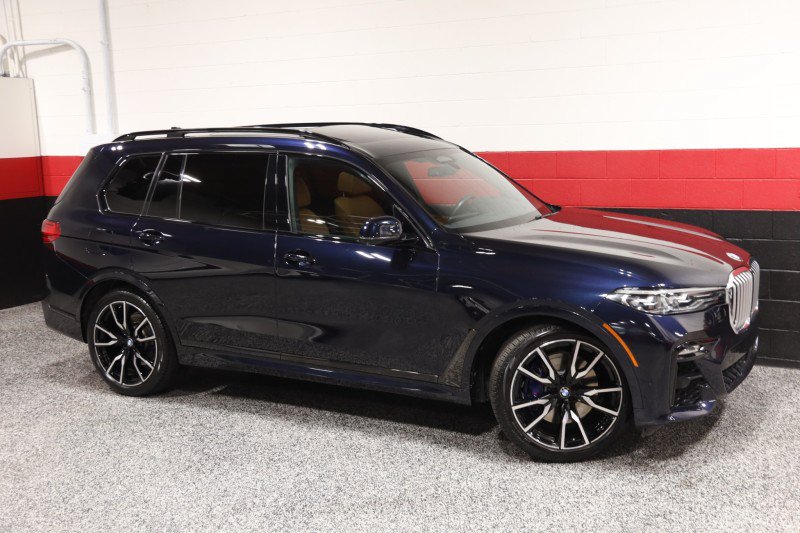 Used 2019 BMW X7 xDrive50i w/ M Sport Package AWD/4WD image 2
