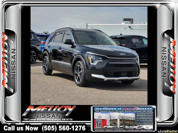 Used 2024 Kia Niro EX w/ EX Cold Weather Package image 3