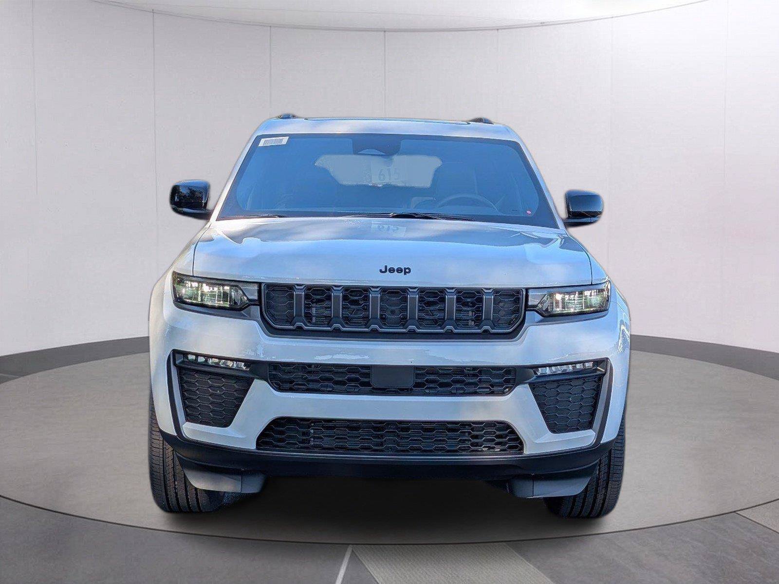 New 2027 Jeep Grand Cherokee L Limited RWD image 10