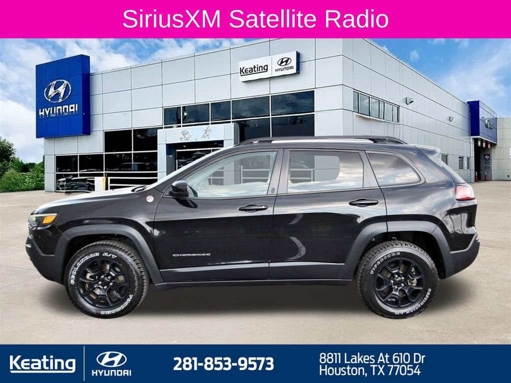 Used 2022 Jeep Cherokee Trailhawk w/ Trailer Tow Group image 7