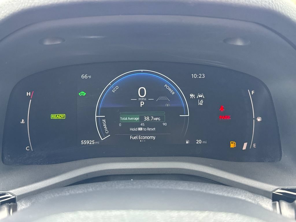 Used 2025 Toyota Camry SE FWD image 23