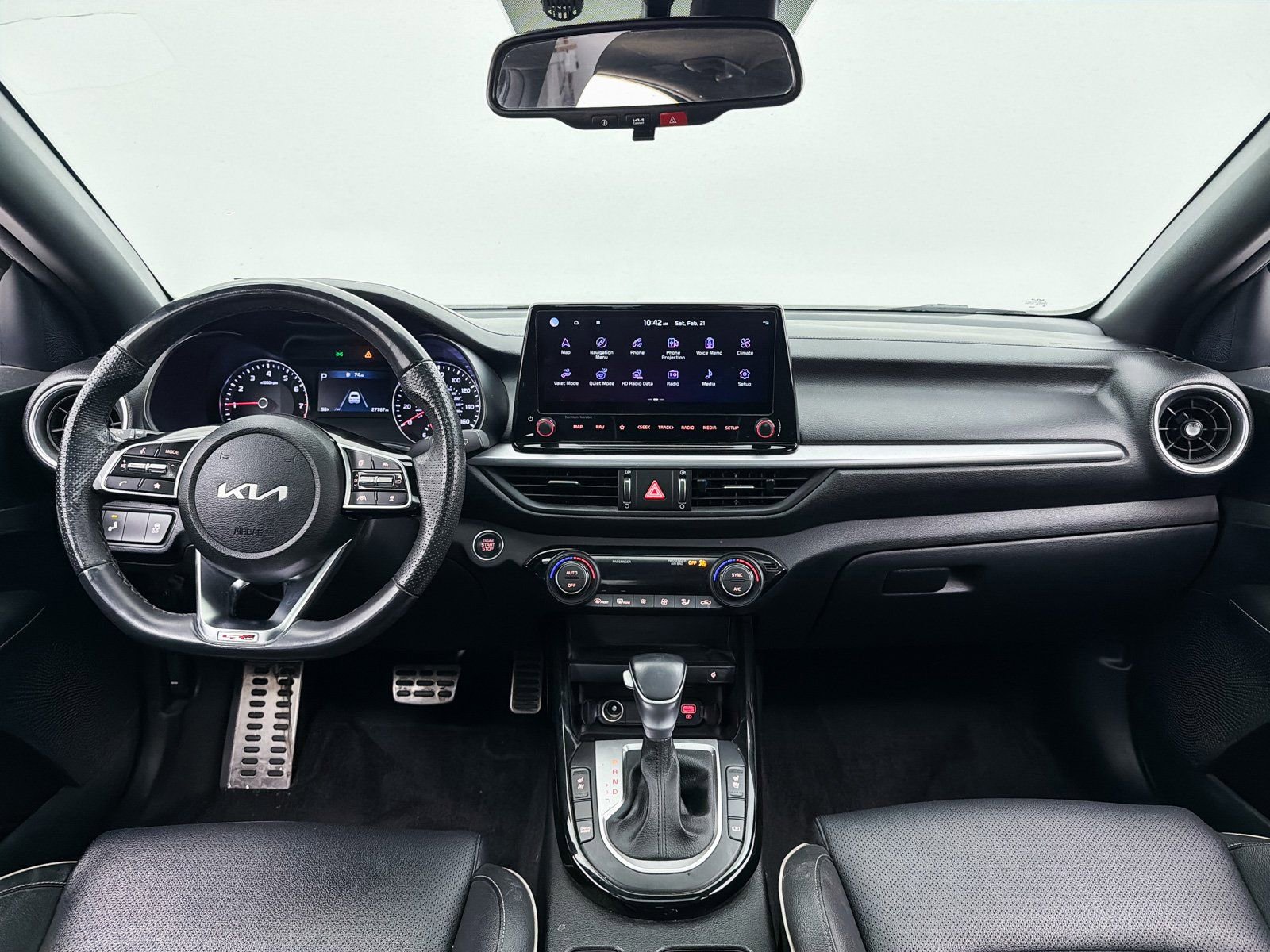 Used 2023 Kia Forte GT-Line w/ GT-Line Premium Package image 23