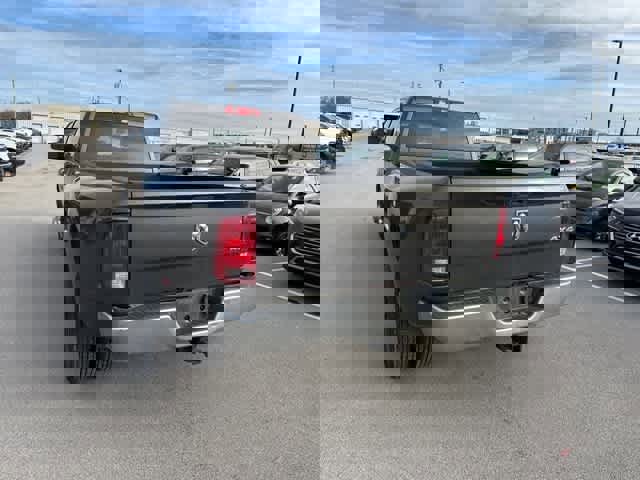 Used 2018 RAM 3500 Tradesman w/ Chrome Appearance Group image 15