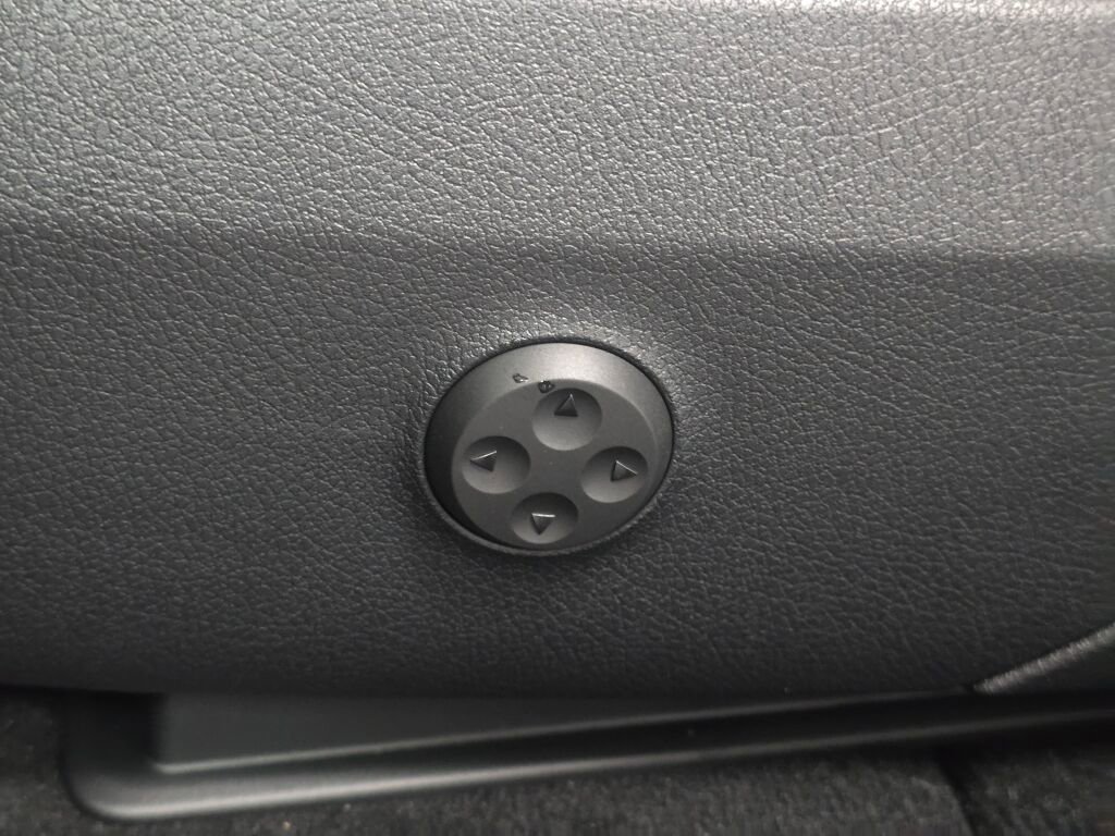 New 2026 Mercedes-Benz GLC 300 4MATIC image 22