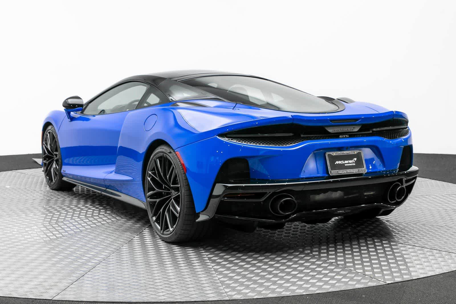 New 2025 McLaren GTS RWD image 4