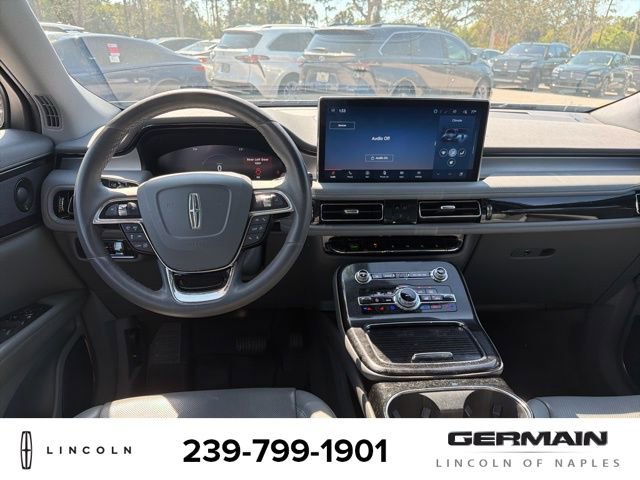 Used 2021 Lincoln Nautilus Reserve w/ Equipment Group 201A image 12