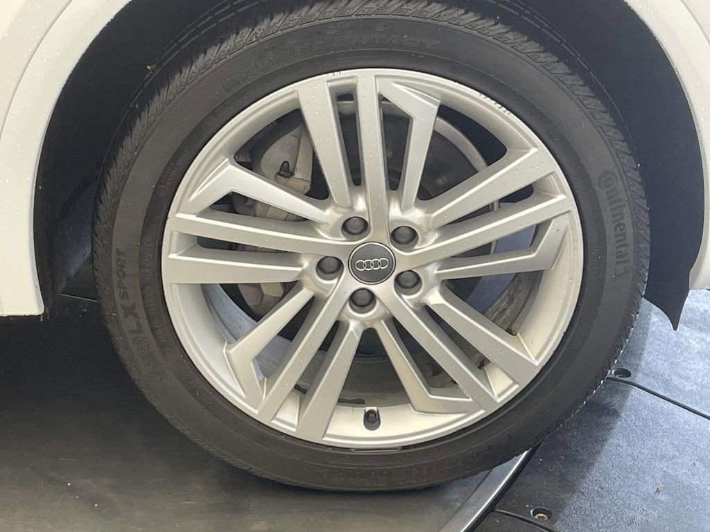 Used 2018 Audi Q5 2.0T Premium Plus AWD/4WD image 14