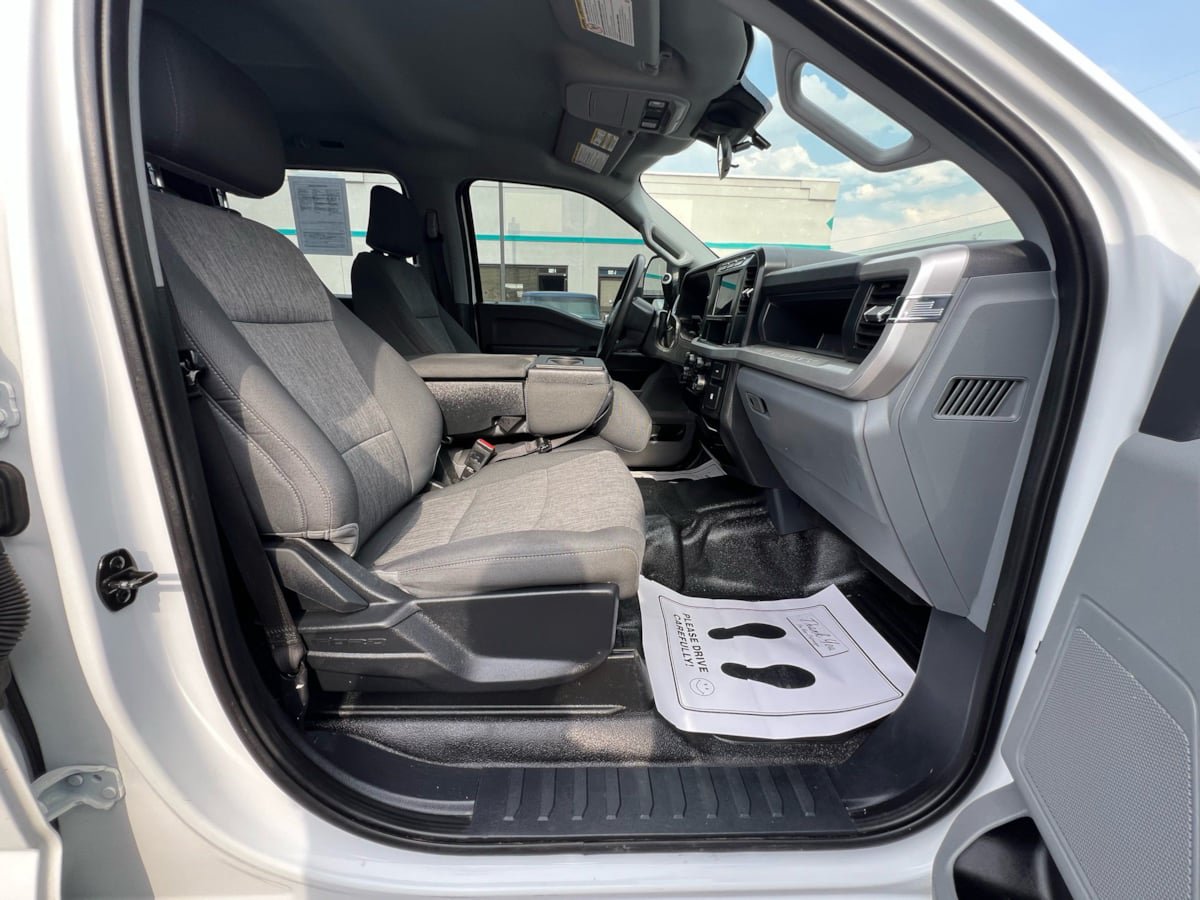 Used 2023 Ford F250 XL w/ 360-Degree Camera Package AWD/4WD image 12