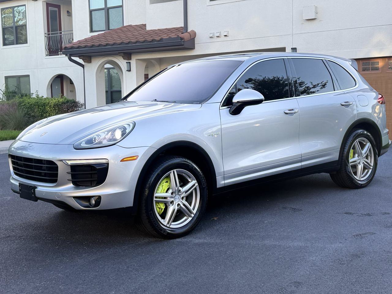 Used 2016 Porsche Cayenne S AWD/4WD image 30