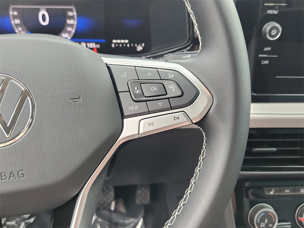 New 2025 Volkswagen Taos S image 10