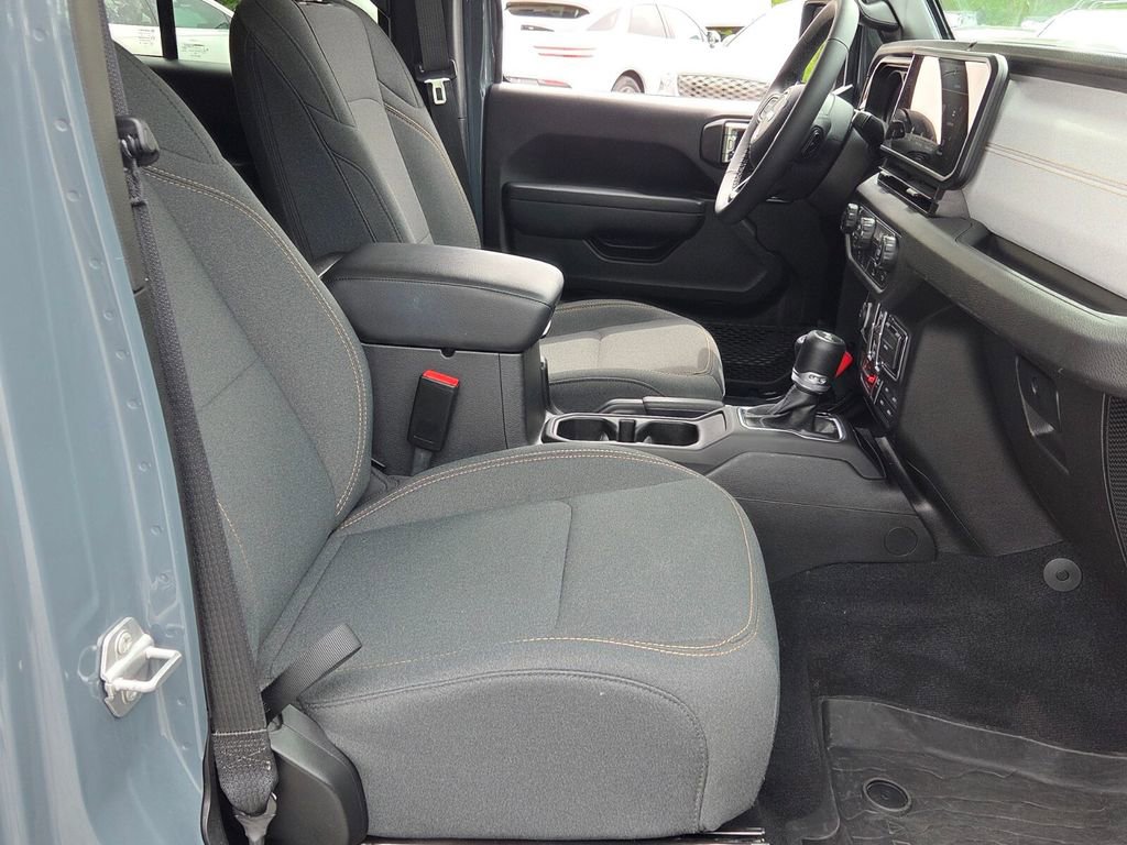 Used 2025 Jeep Wrangler Unlimited Sport S 4xe image 15