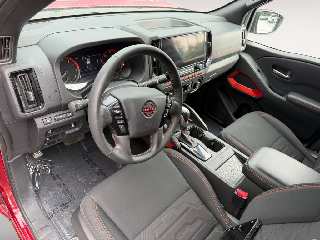 Used 2025 Nissan Frontier Pro-X w/ Pro Convenience Package image 17