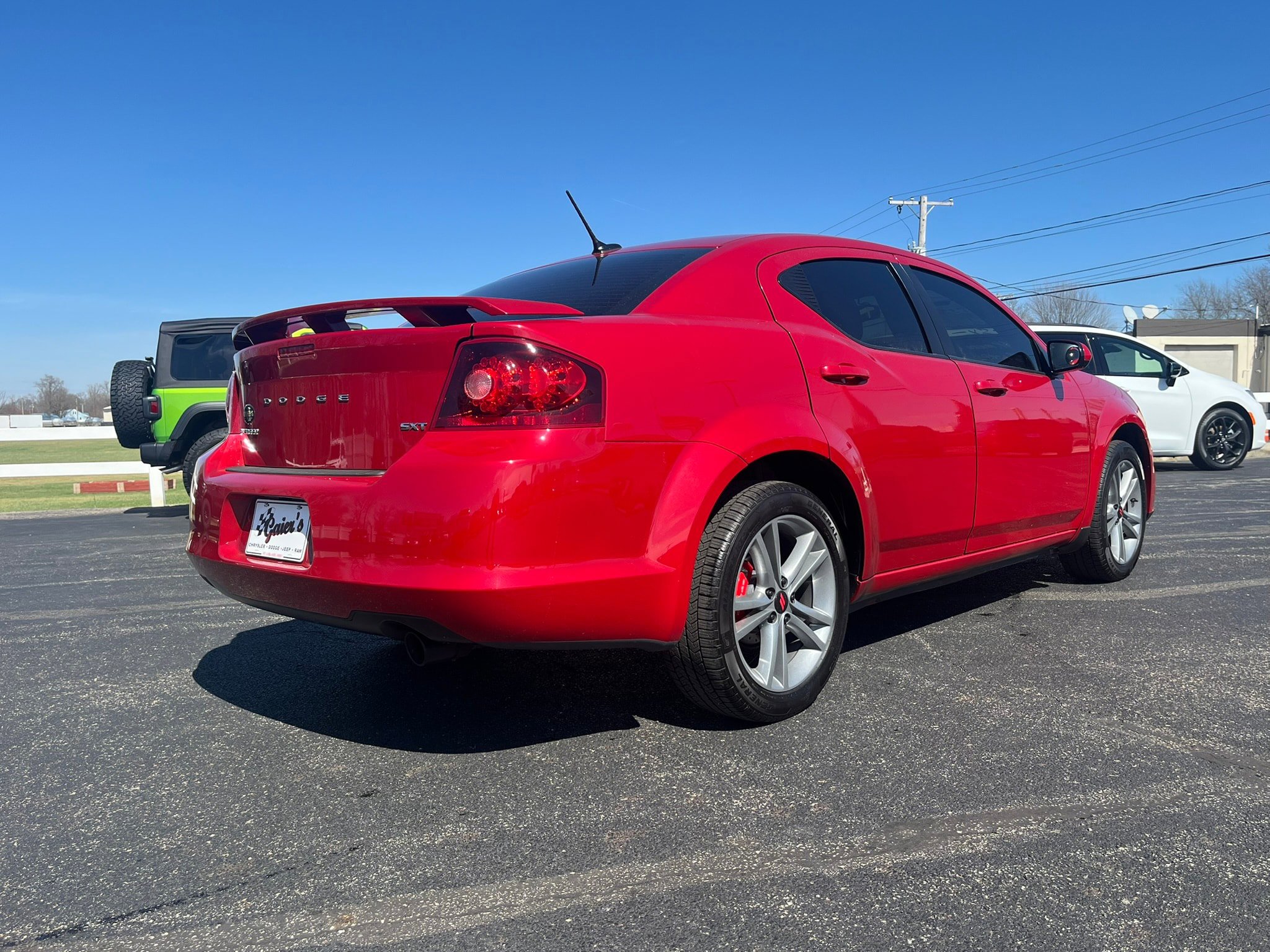 Used 2013 Dodge Avenger SXT w/ Rallye Appearance Group FWD image 3