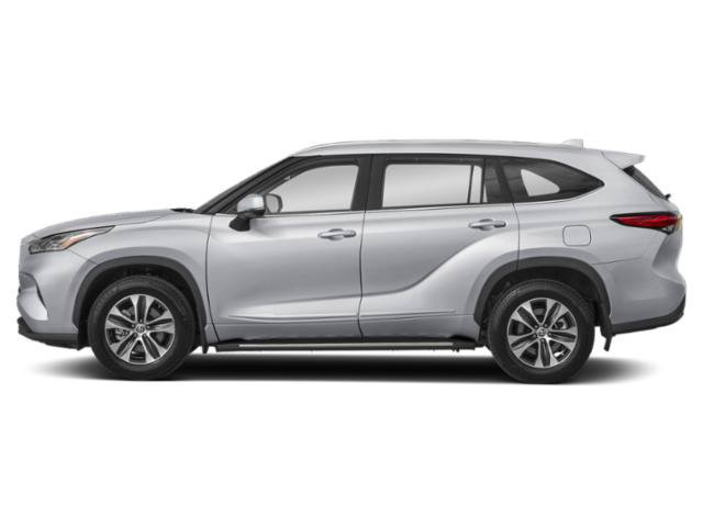 Used 2023 Toyota Highlander XLE AWD/4WD image 3