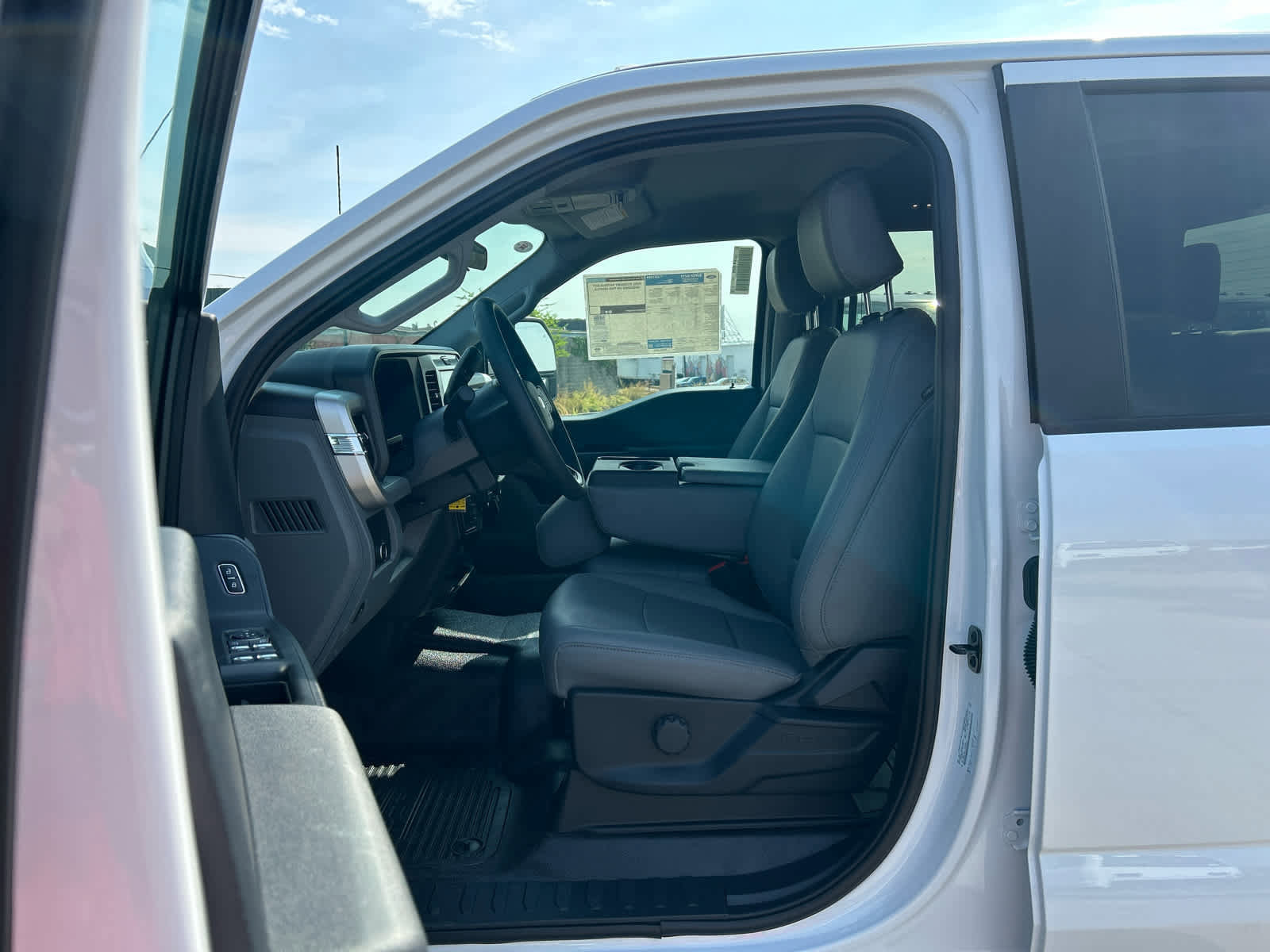 New 2026 Ford F550 XL image 11