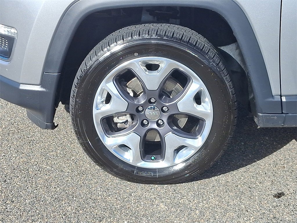 Used 2020 Jeep Compass Limited w/ Rear Convenience Group image 8