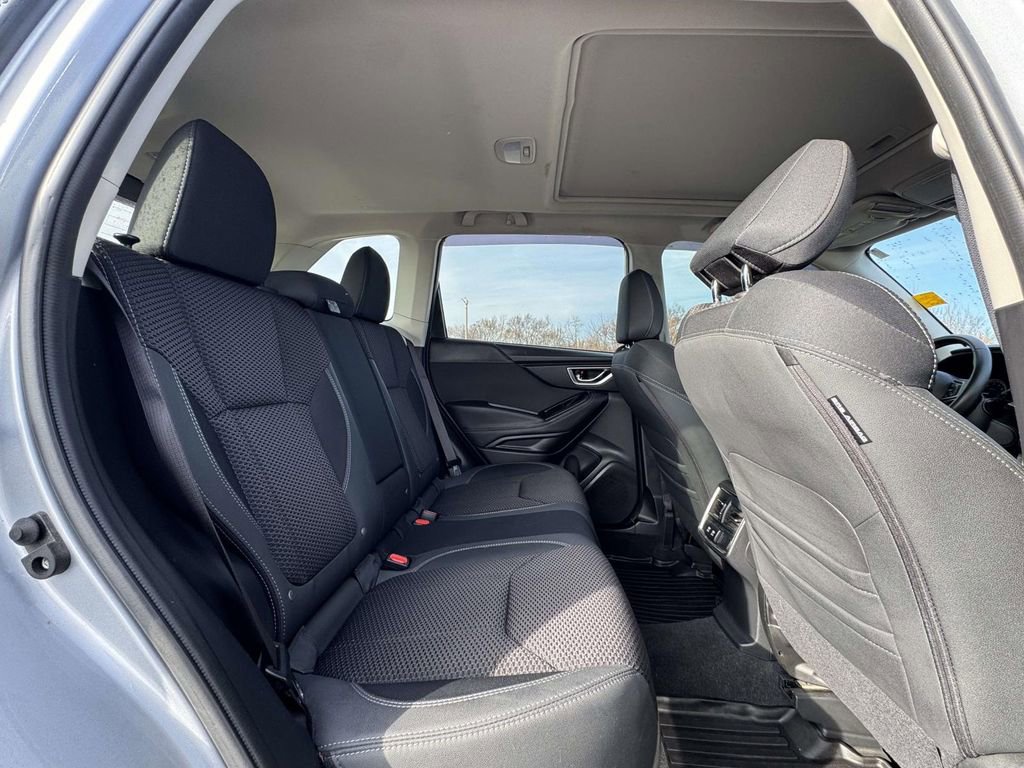 Used 2024 Subaru Forester Premium image 11
