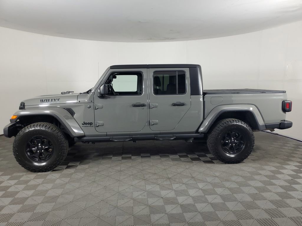 Used 2023 Jeep Gladiator Willys image 7