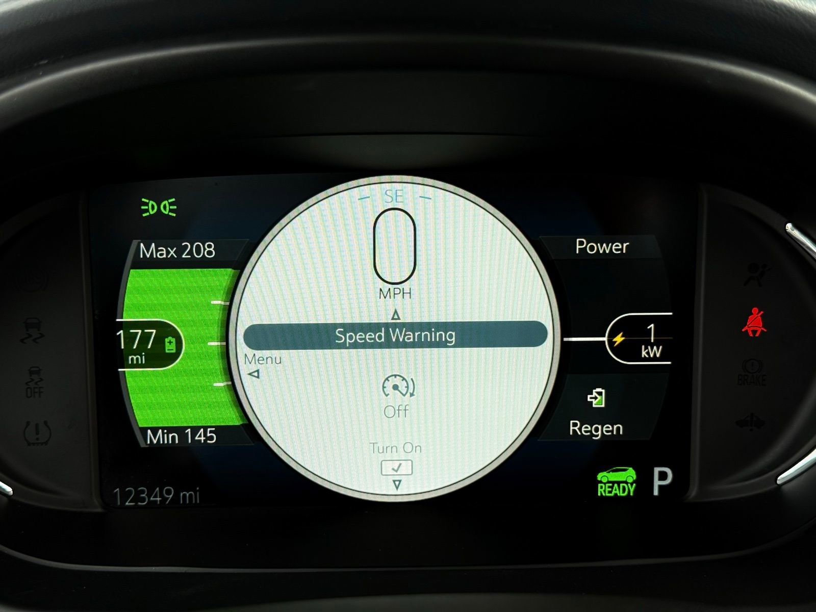 Used 2018 Chevrolet Bolt LT FWD image 35