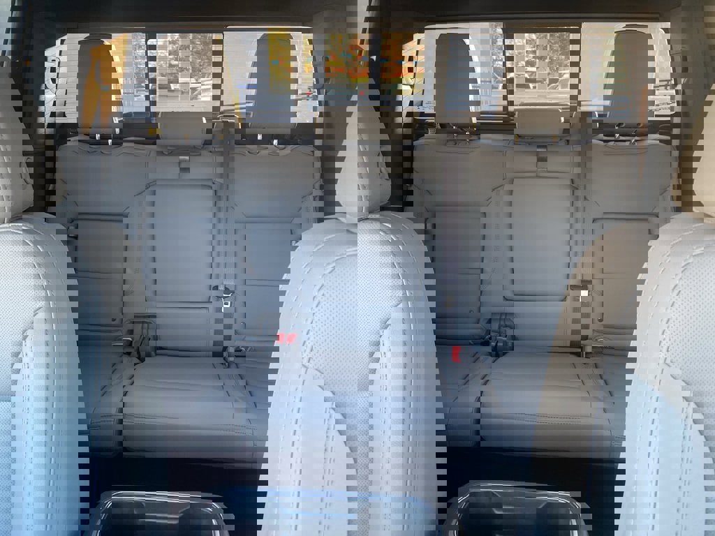 New 2026 Chevrolet Silverado 1500 LTZ w/ LTZ Premium Package image 33