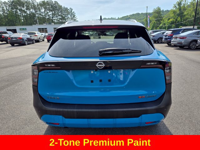 Used 2025 Nissan Kicks SR AWD/4WD image 8