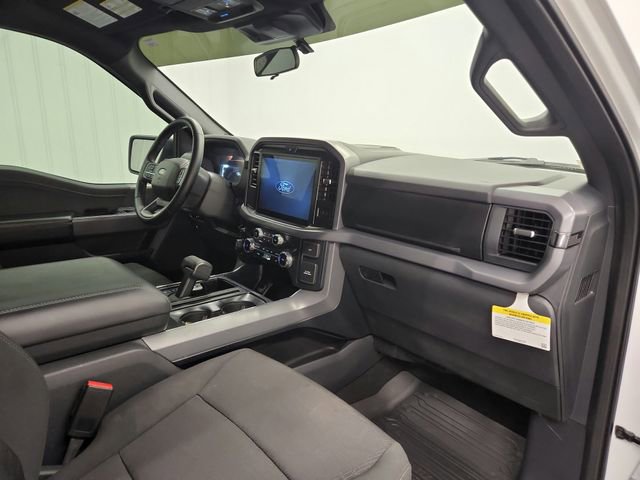 Used 2025 Ford F150 XLT w/ Equipment Group 301A Standard AWD/4WD image 39
