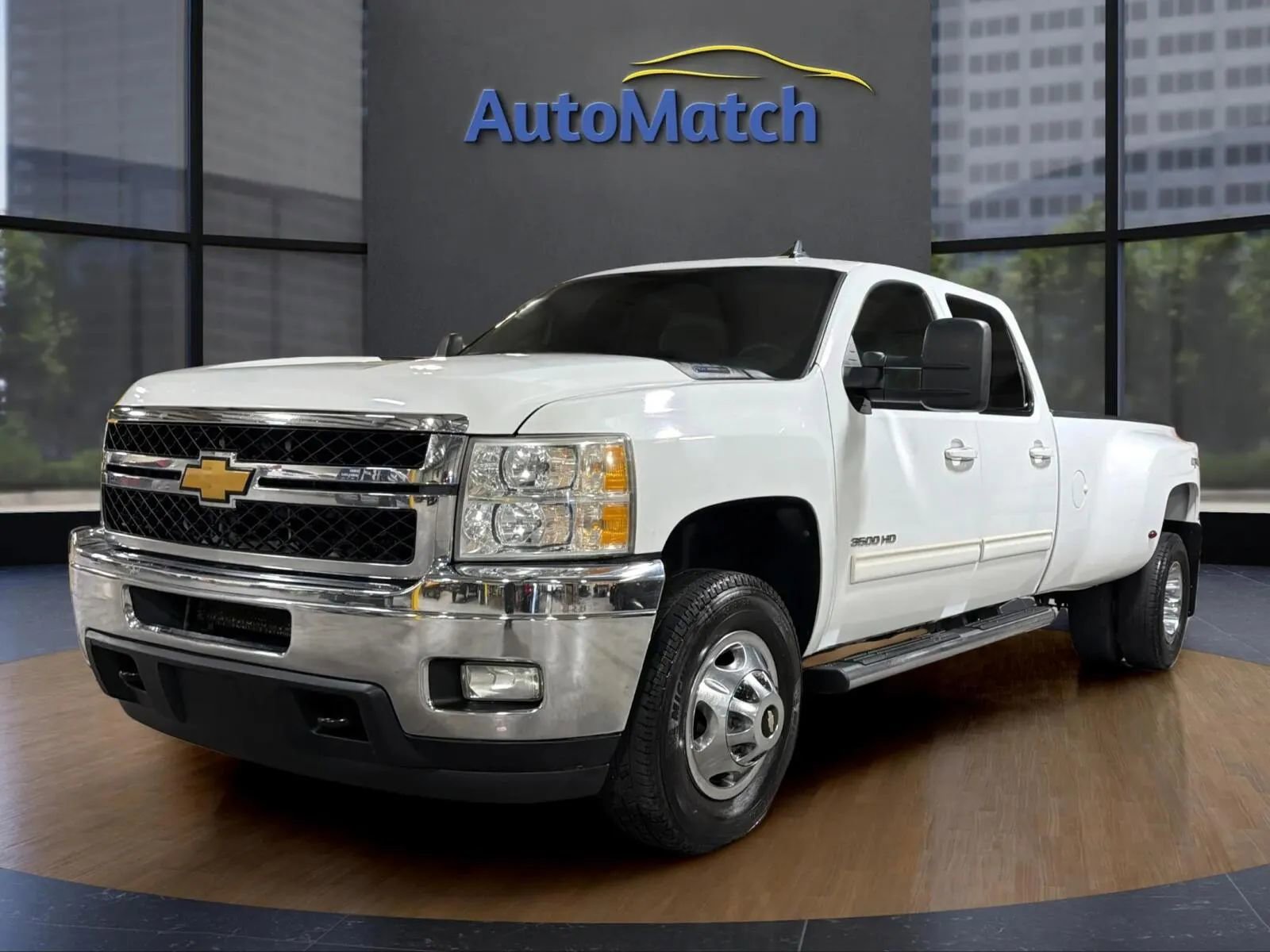 Used 2011 Chevrolet Silverado 3500 LTZ w/ LTZ Plus Package AWD/4WD image 3