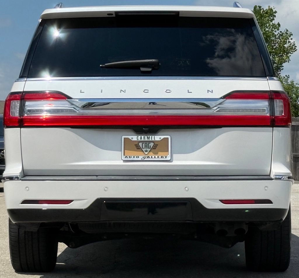Used 2019 Lincoln Navigator L Reserve AWD/4WD image 4