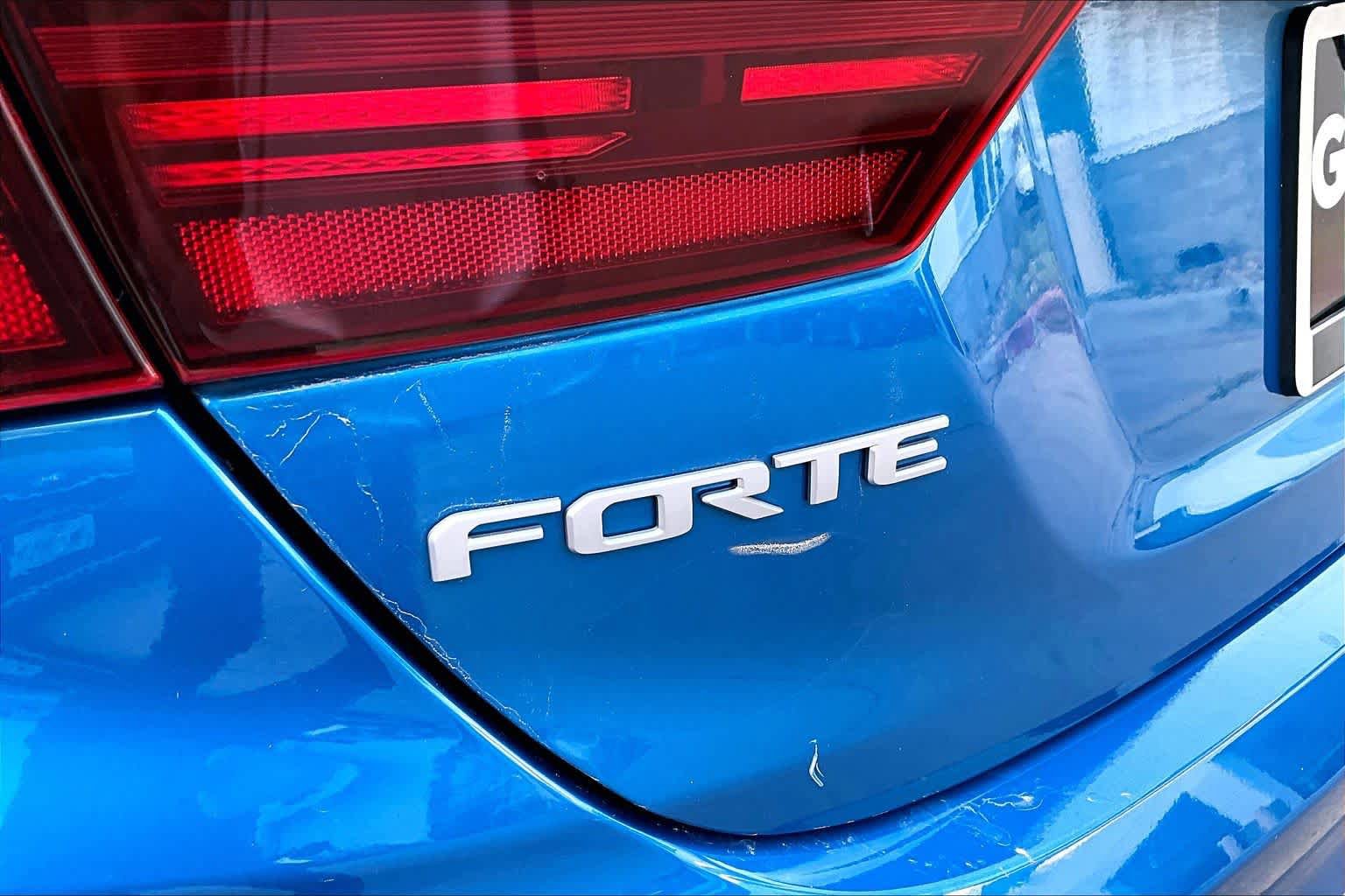 Used 2023 Kia Forte GT-Line w/ GT-Line Premium Package FWD image 31