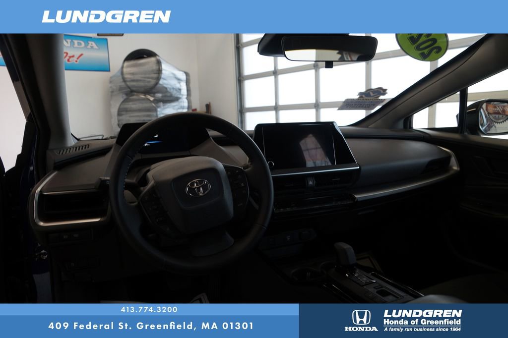 Used 2024 Toyota Prius LE image 16