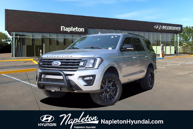 Used 2021 Ford Expedition Limited AWD/4WD image 1