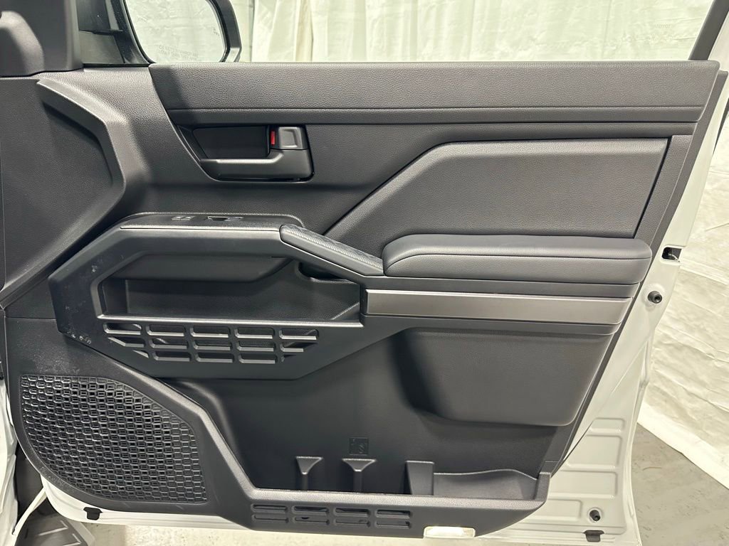 Used 2025 Toyota 4Runner SR5 image 54