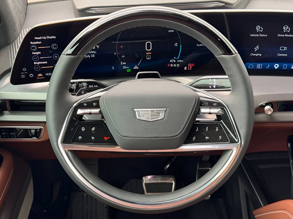 New 2027 Cadillac Vistiq Platinum w/ LPO, Floor Liner Package AWD/4WD image 27