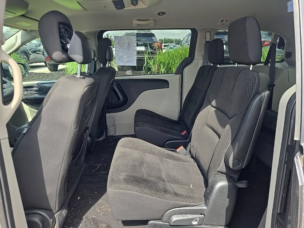 Used 2017 Dodge Grand Caravan SE w/ Power Window Group FWD image 9