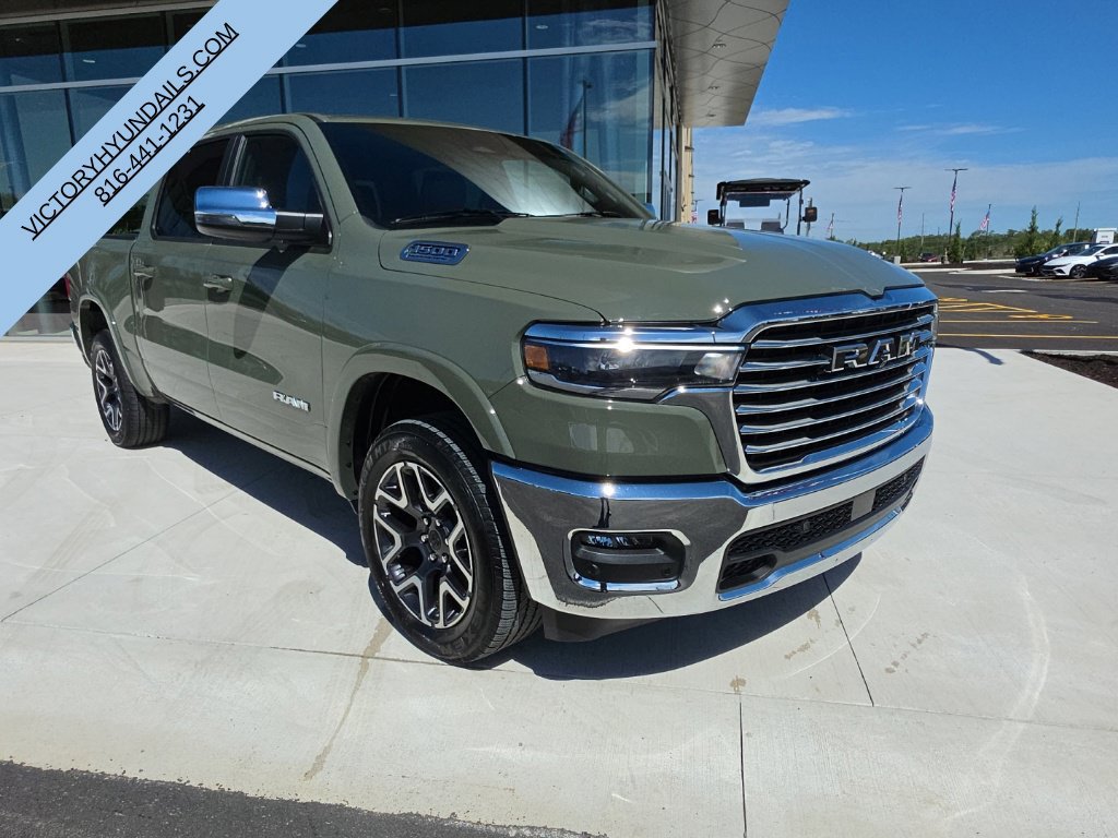 Used 2026 RAM 1500 Laramie AWD/4WD image 11