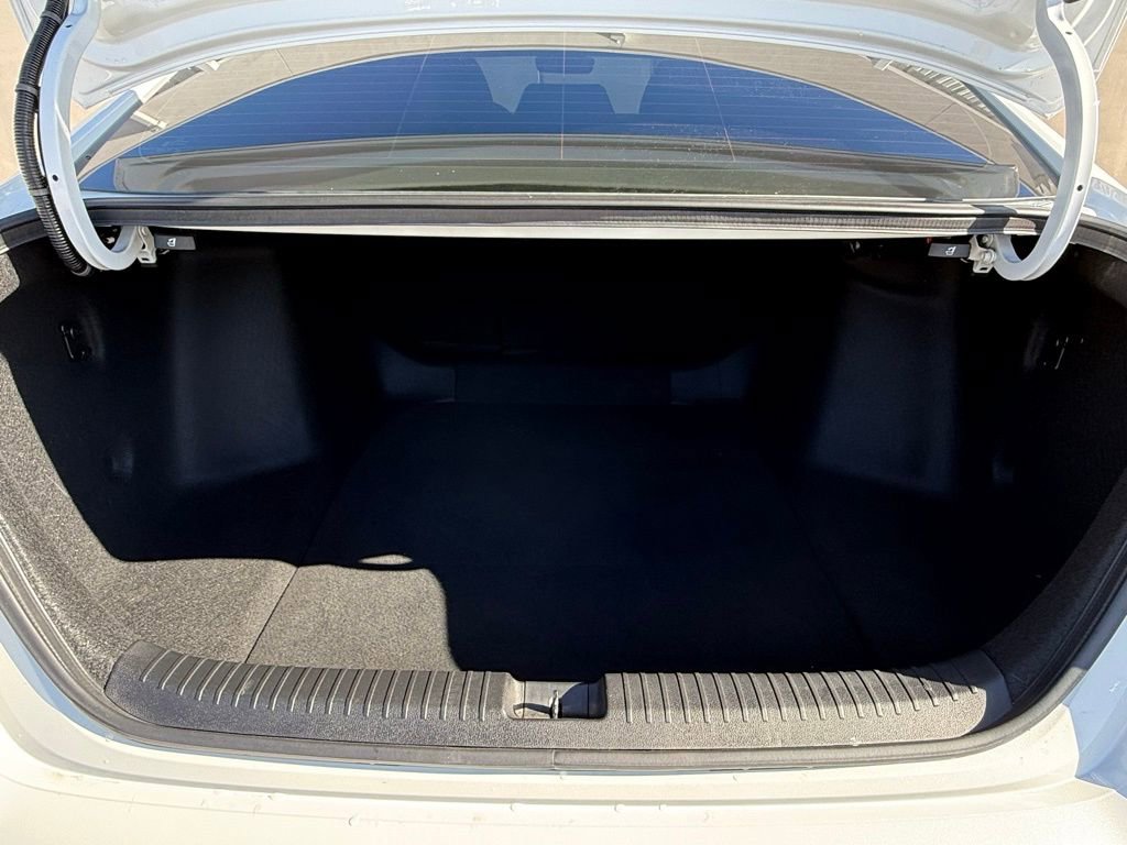 Used 2023 Honda Accord Touring image 7