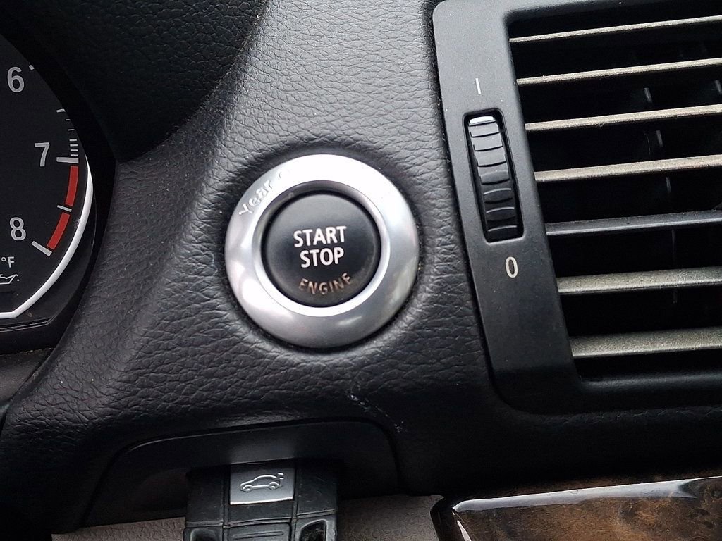 Used 2008 BMW 135i Convertible image 20