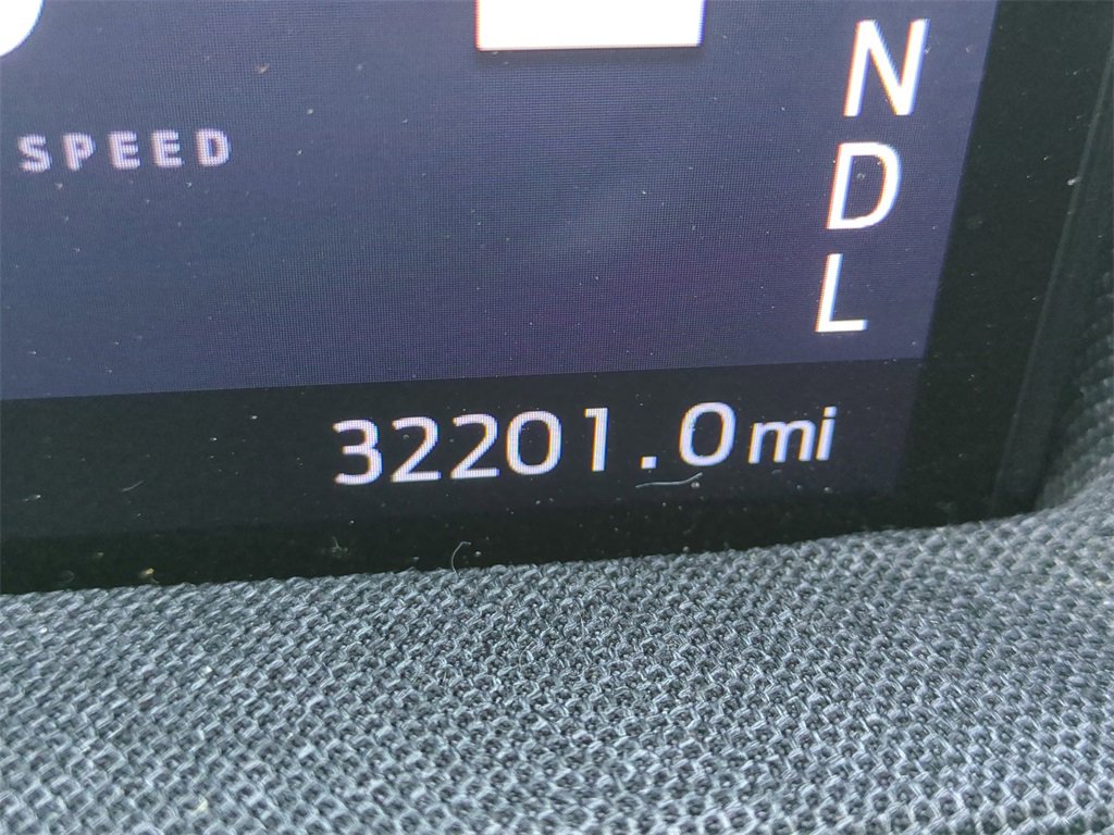 Used 2022 Ford Mustang Mach-E Premium image 31