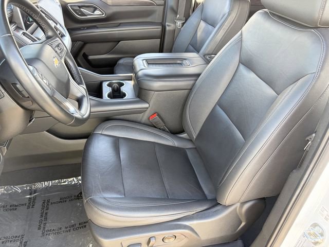 Used 2024 Chevrolet Suburban LT AWD/4WD image 6