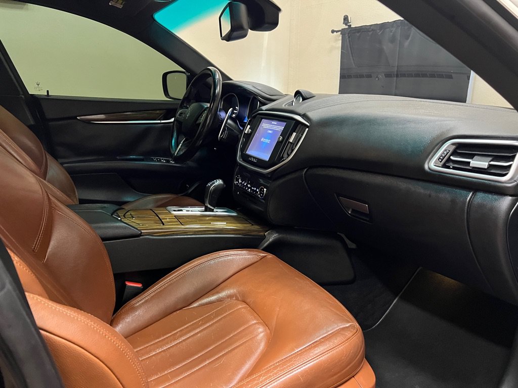 Used 2014 Maserati Ghibli RWD image 15