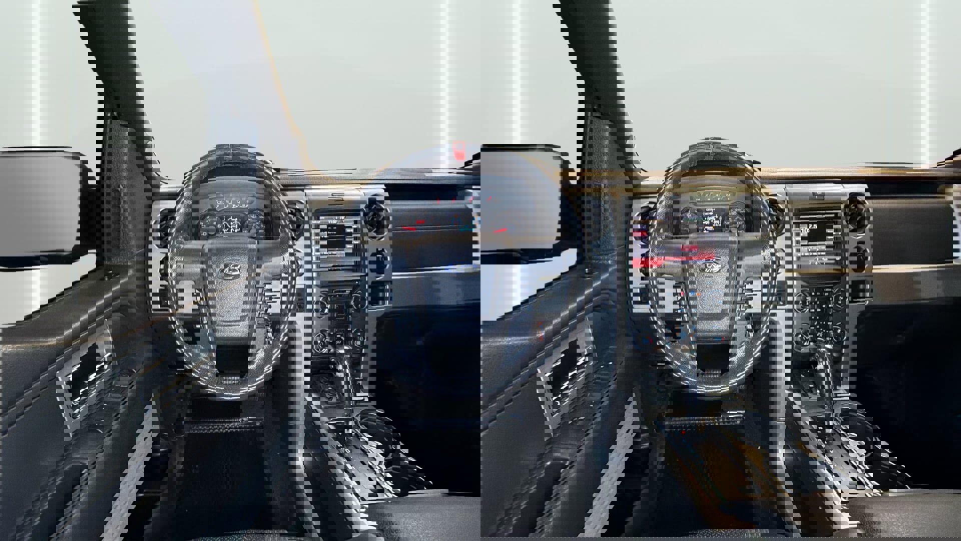 Used 2014 Ford F150 Raptor w/ Equipment Group 801A Luxury image 16