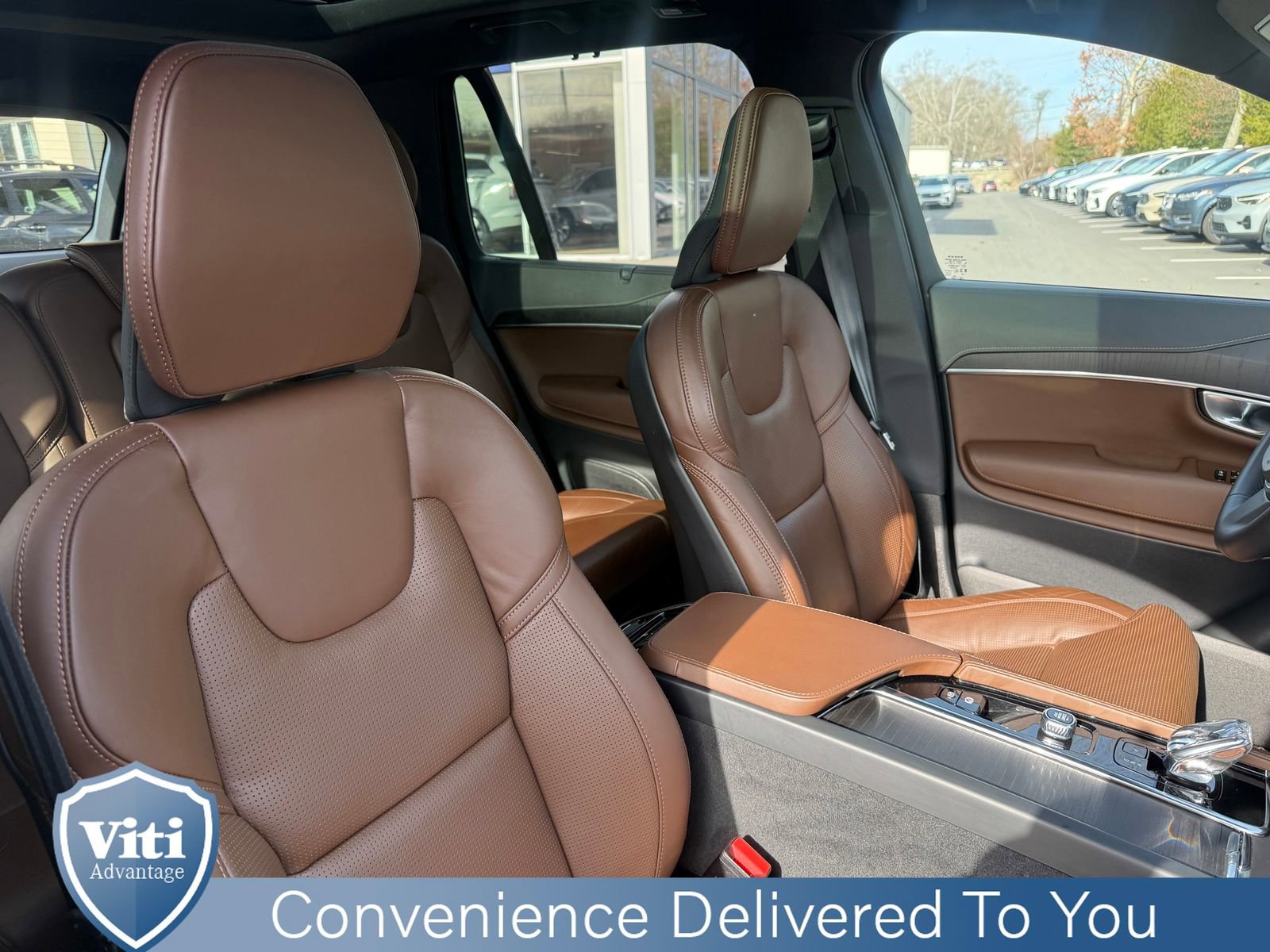 Certified 2024 Volvo XC90 B6 Ultimate w/ Protection Package Premier image 31