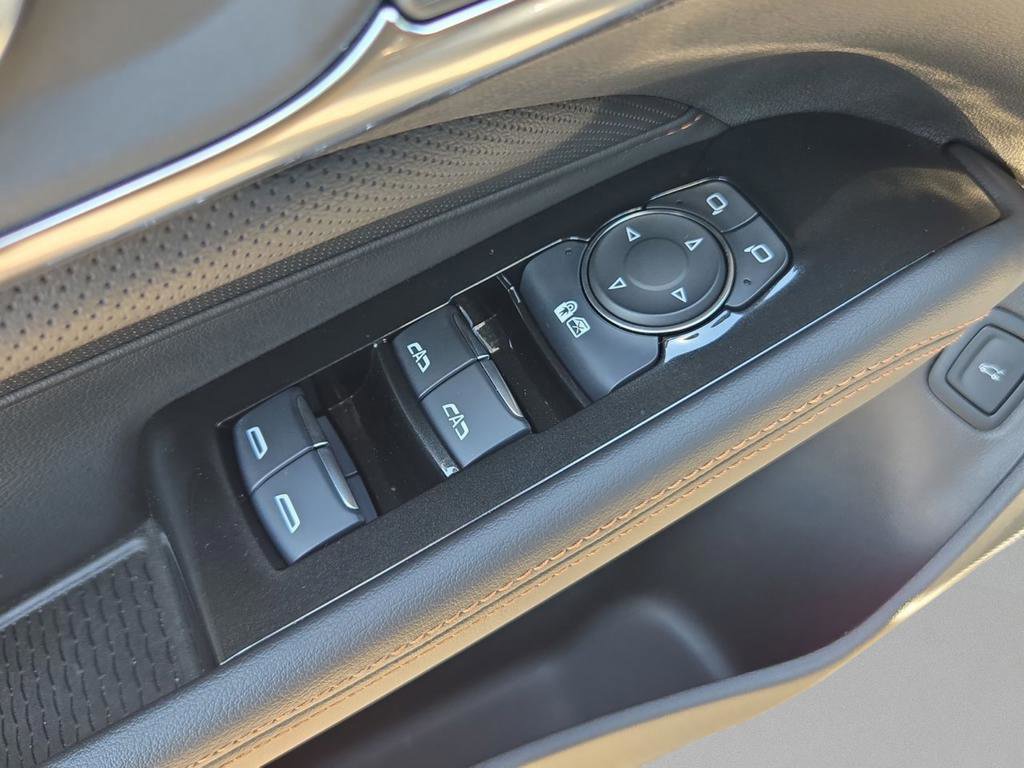 Used 2025 Cadillac CT4 Sport image 35