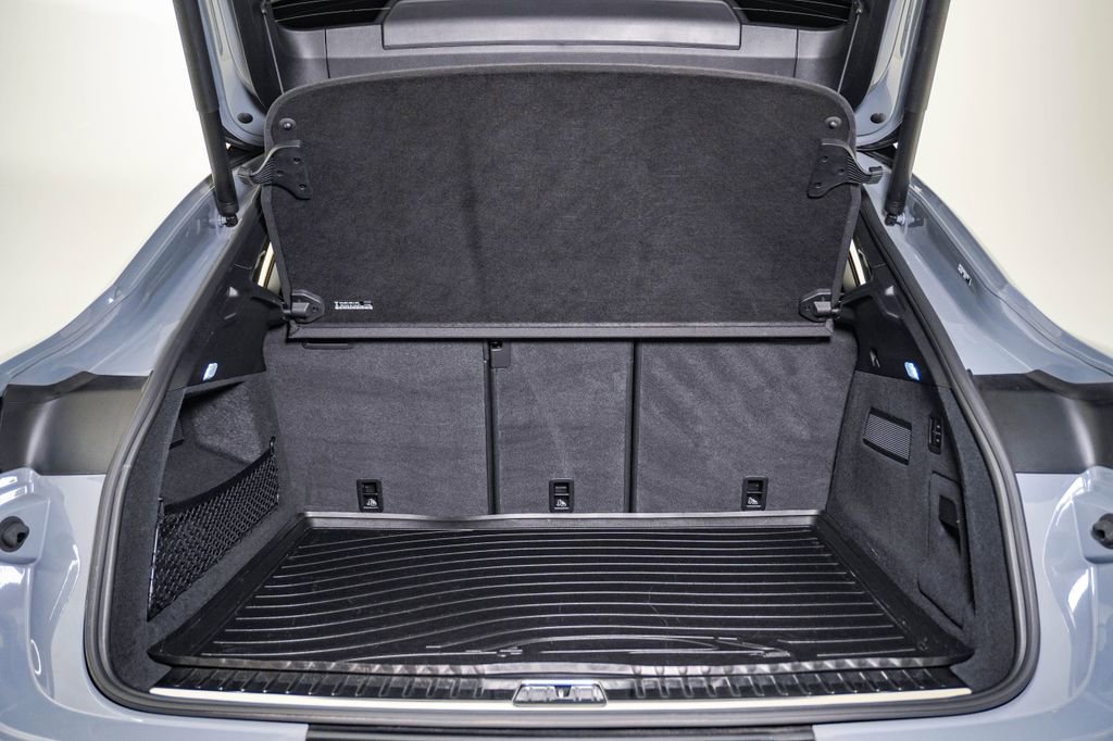 Certified 2025 Porsche Cayenne GTS AWD/4WD image 28