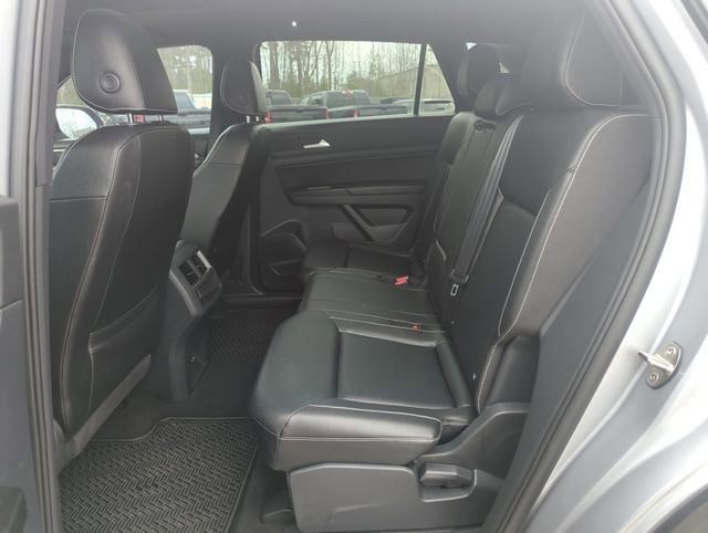 Used 2020 Volkswagen Atlas Cross Sport SEL image 29