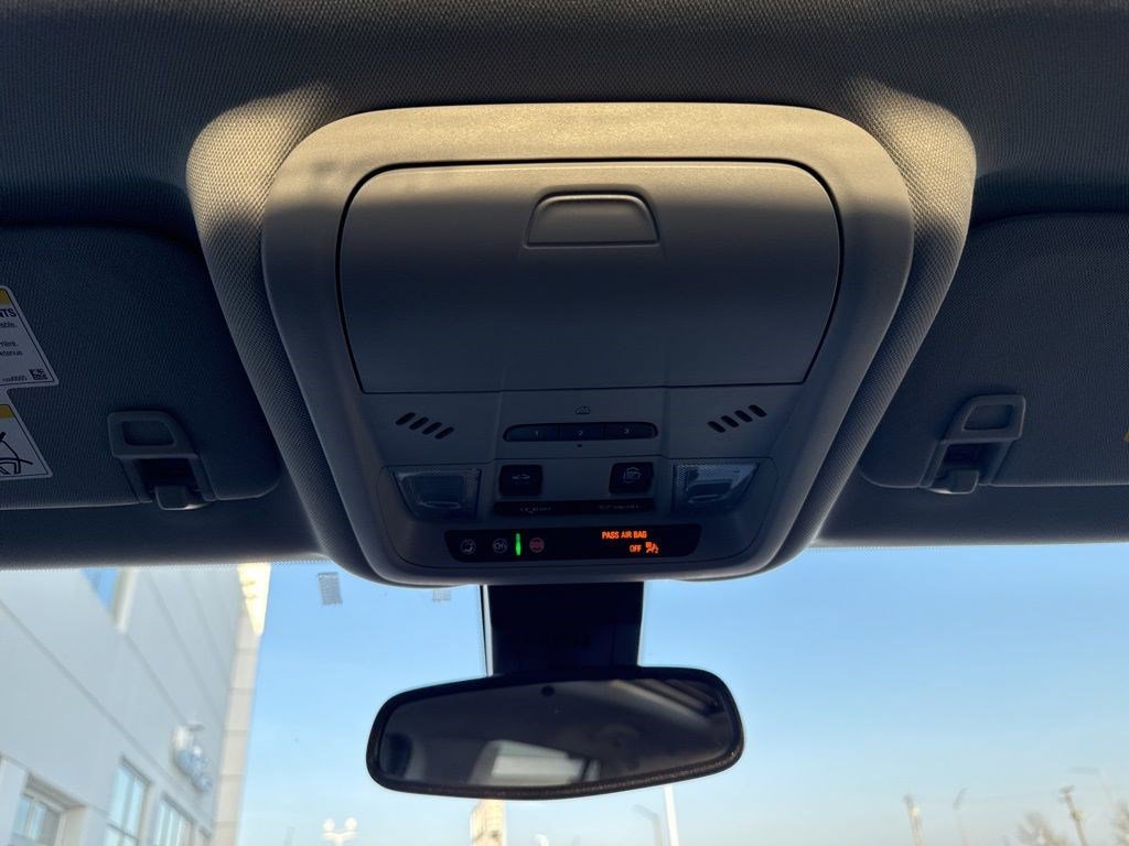 Used 2023 GMC Terrain AT4 w/ Infotainment Package II AWD/4WD image 25